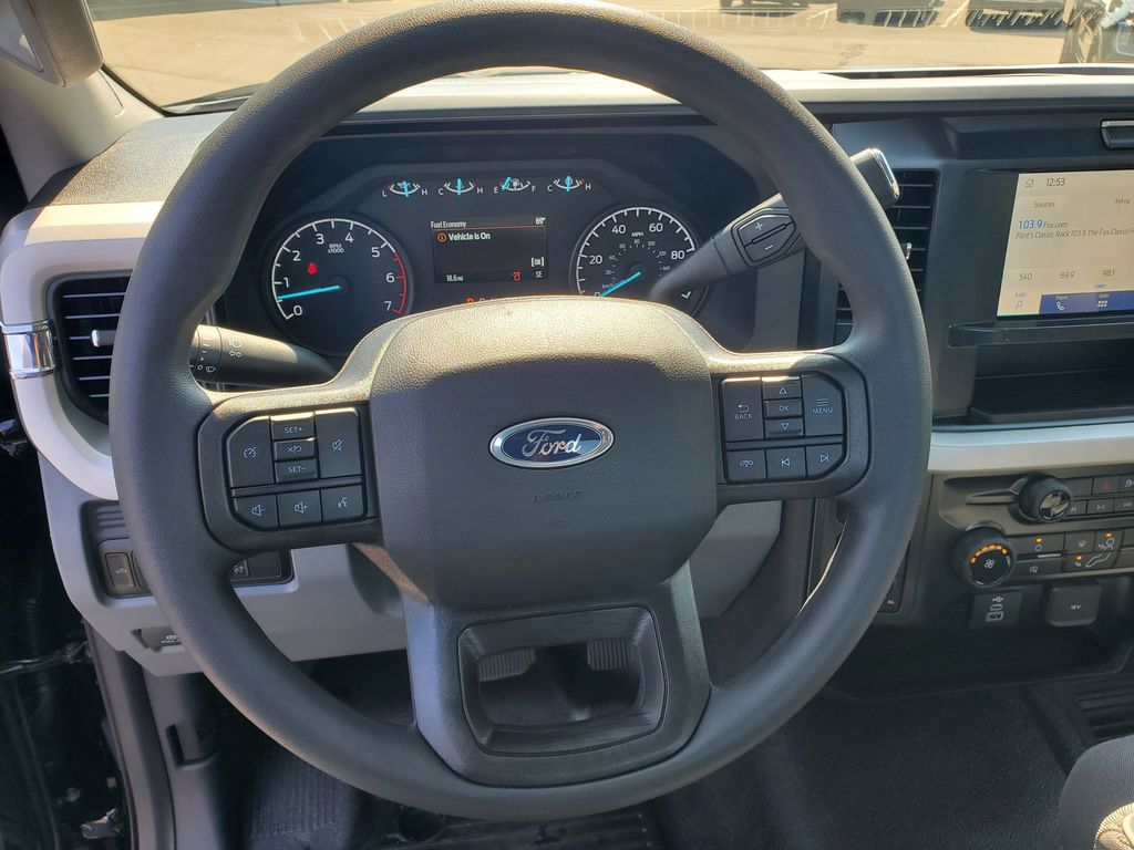 2026 Ford F-350 Super Duty XL - Photo 24