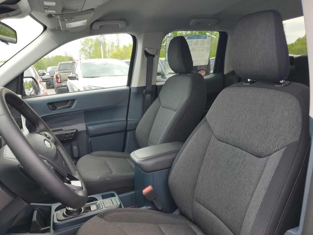 2026 Ford Maverick XLT - Photo 8