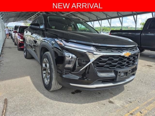 2025 Chevrolet Trax LT's photo