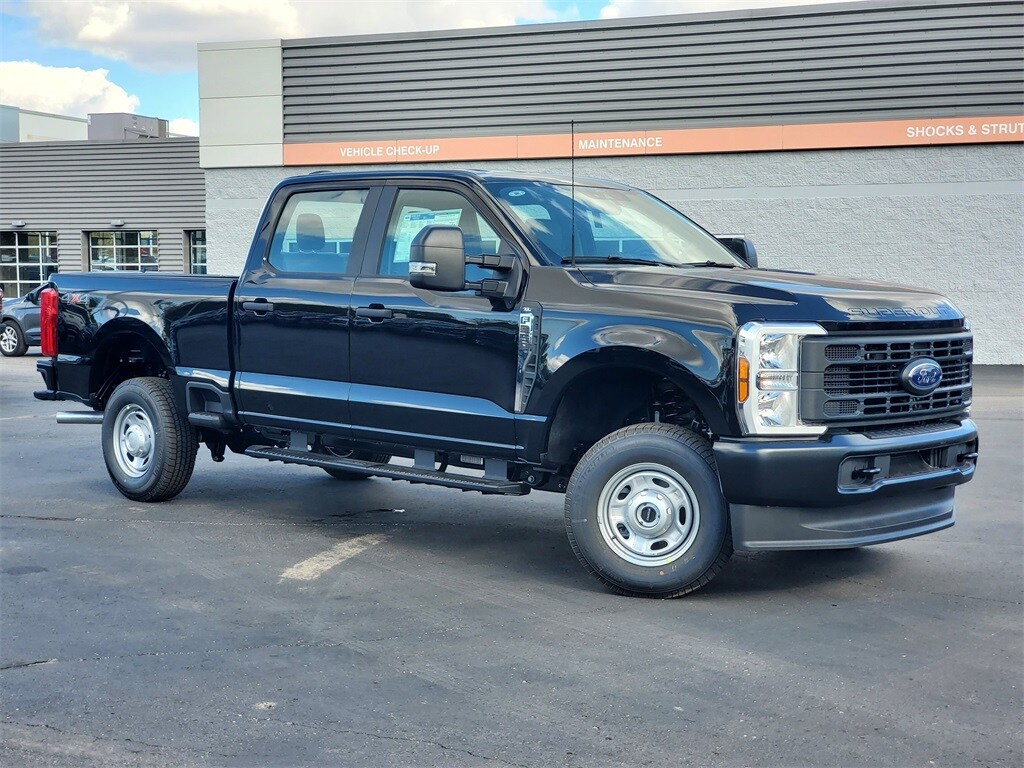 New 2026 Ford F-350 F-350 XL Truck Crew Cab