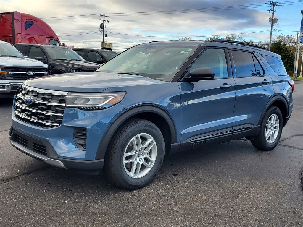 New 2026 Ford Explorer Active SUV