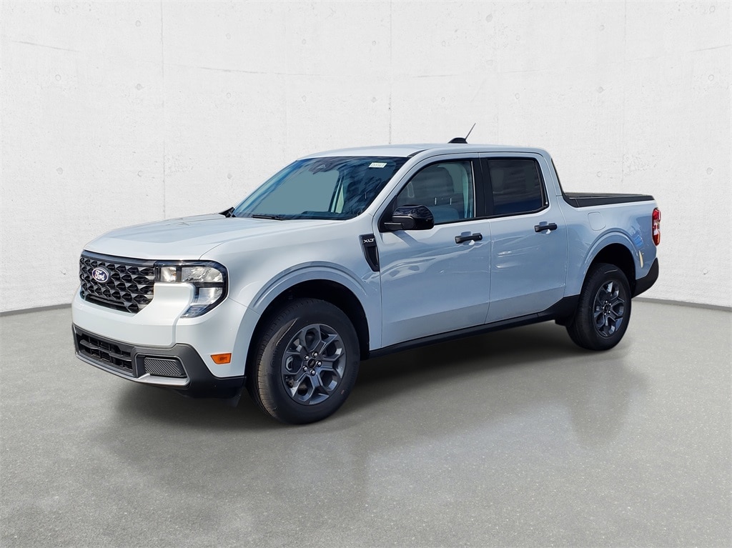 New 2025 Ford Maverick XLT Truck SuperCrew