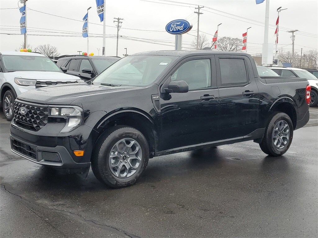New 2025 Ford Maverick XLT Truck SuperCrew