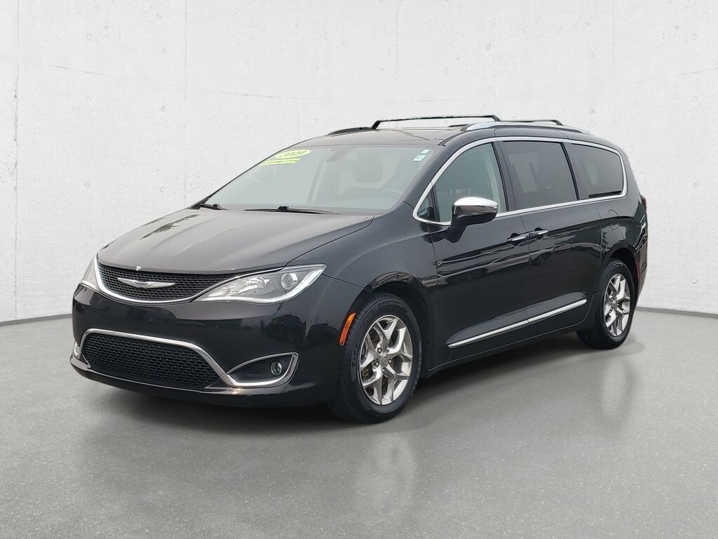 Used 2019 Chrysler Pacifica Limited Minivan/Van