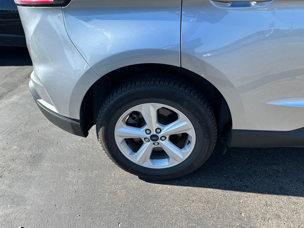 Used 2021 Ford Edge SE SUV
