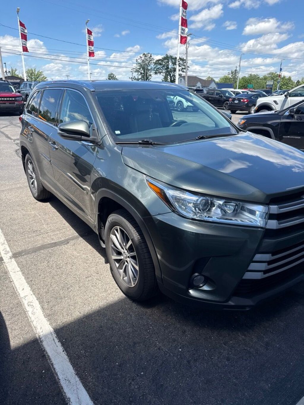 Used 2019 Toyota Highlander XLE SUV