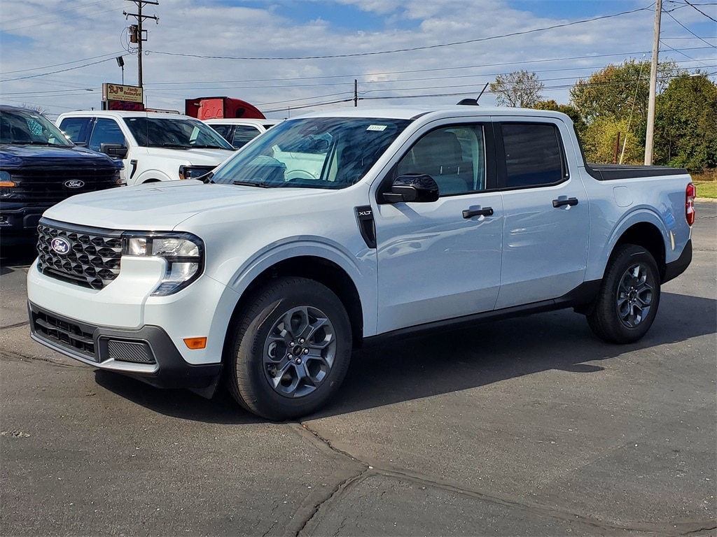 New 2025 Ford Maverick XLT Truck SuperCrew