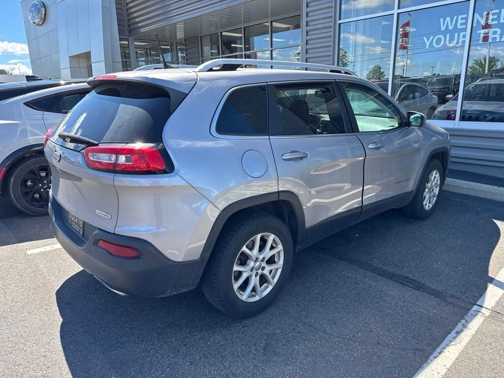 Used 2018 Jeep Cherokee Latitude Plus SUV