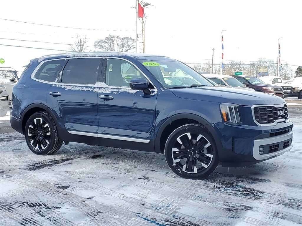Used 2025 Kia Telluride SX SUV