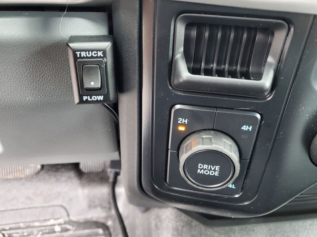 2026 Ford F-250 Super Duty XL - Photo 17