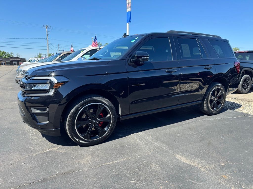 2023 Ford Expedition Limited 4X4's photo