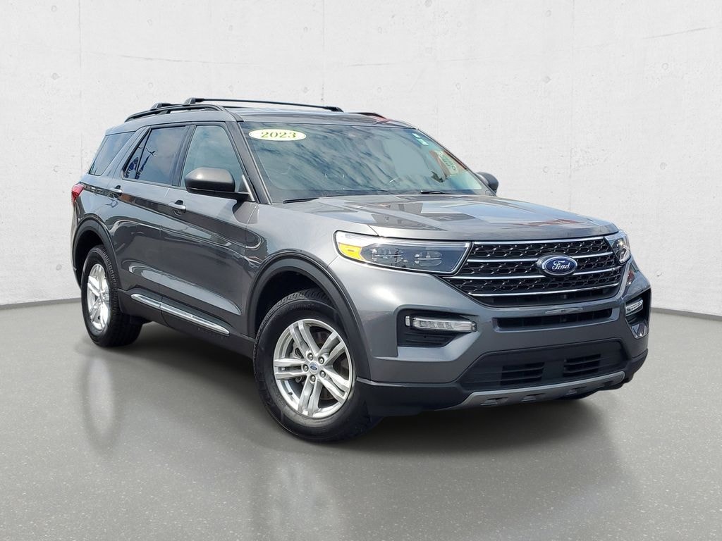 Used 2023 Ford Explorer XLT SUV