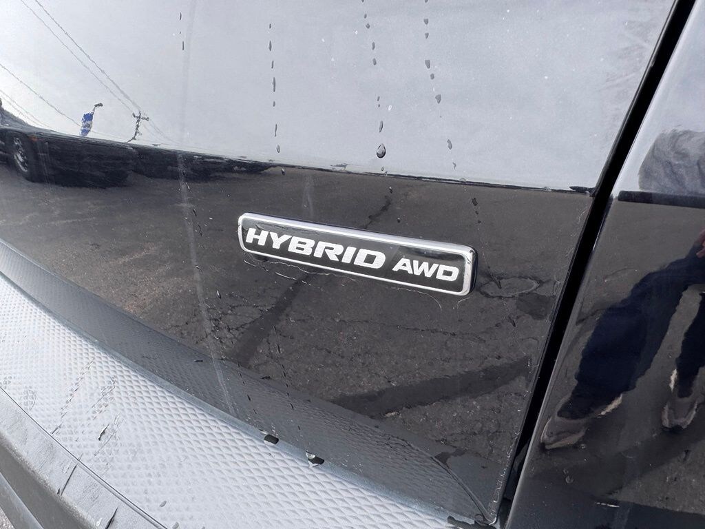 Used 2025 Ford Escape Hybrid ST-Line Select SUV