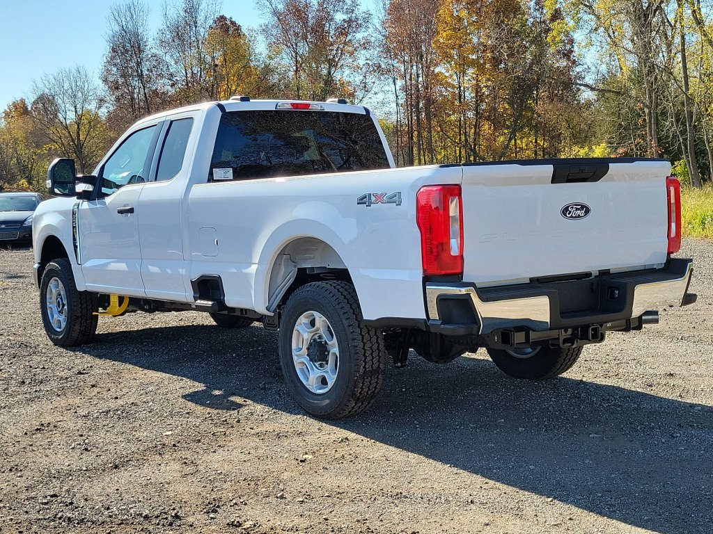 New 2027 Ford F-250 F-250® XLT Truck Super Cab