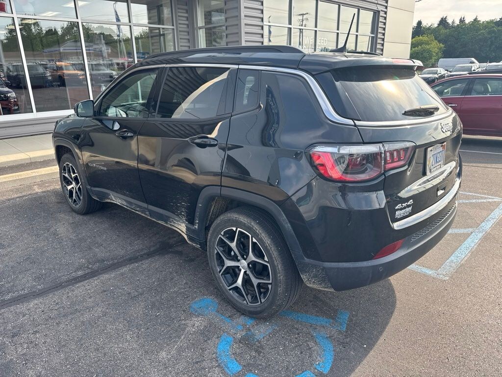 Used 2024 Jeep Compass Limited SUV
