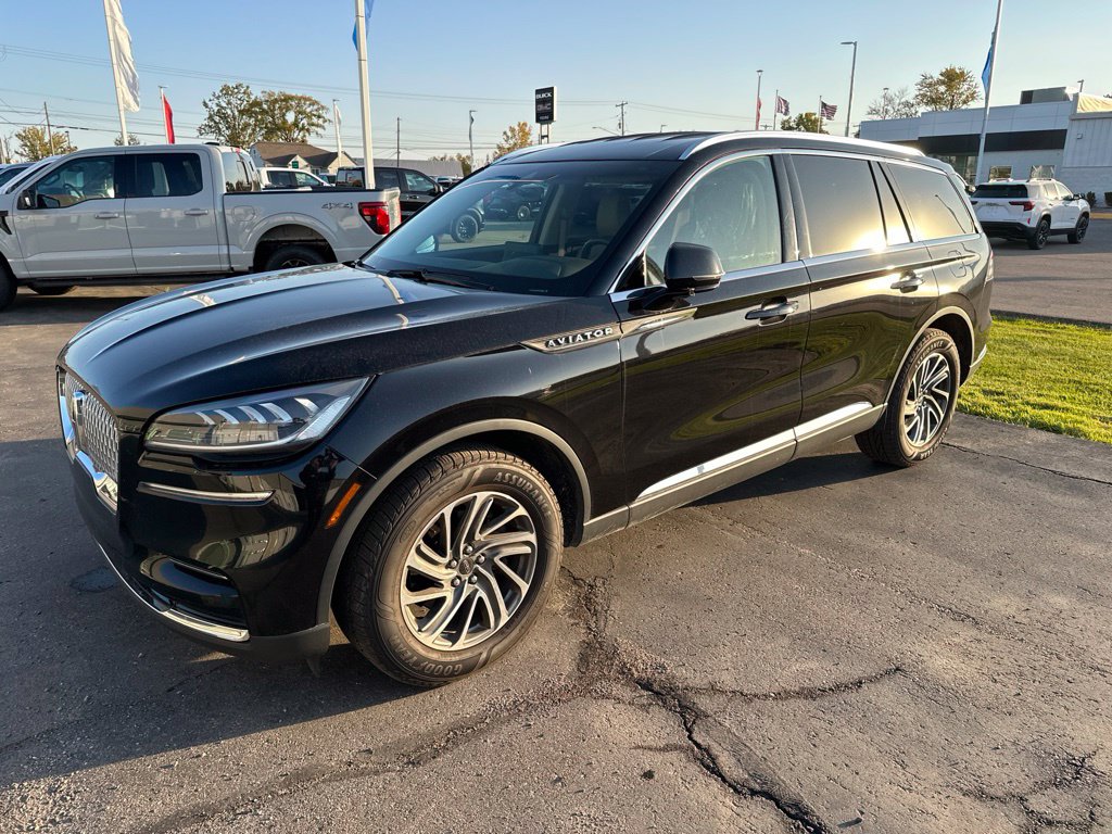 2023 Lincoln Aviator Base
