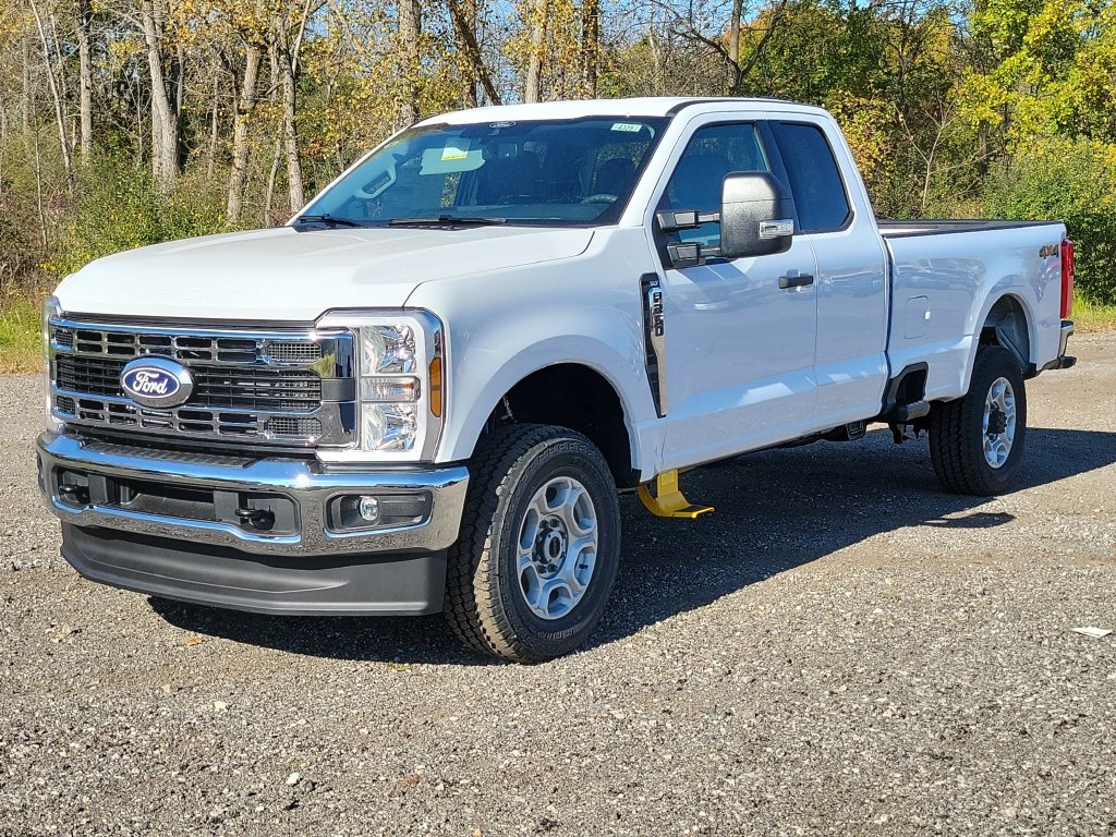 New 2027 Ford F-250 F-250® XLT Truck Super Cab