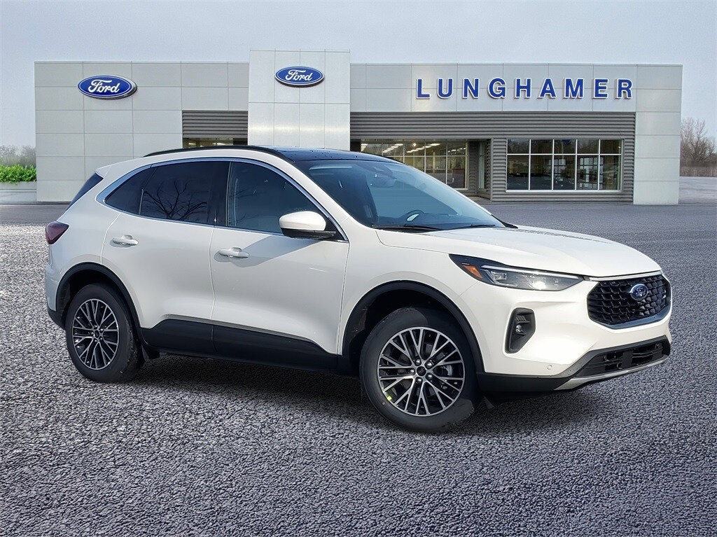 New 2026 Ford Escape PHEV SUV