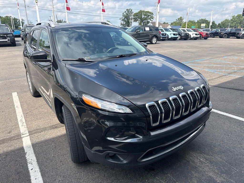 Used 2017 Jeep Cherokee Limited SUV