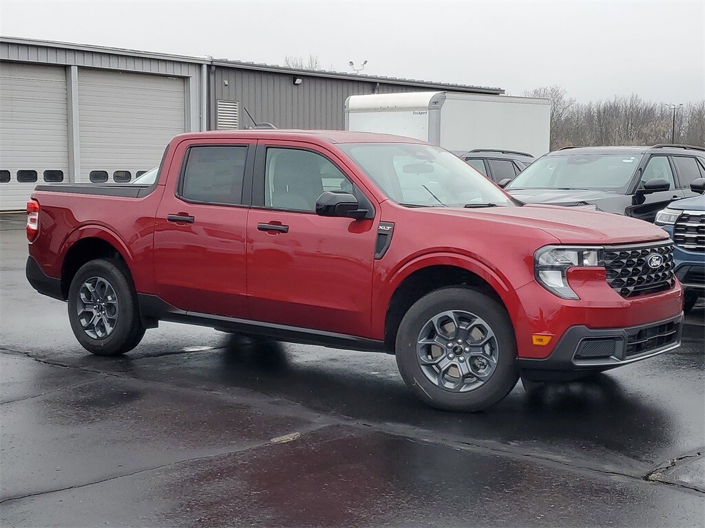 New 2025 Ford Maverick XLT Truck SuperCrew