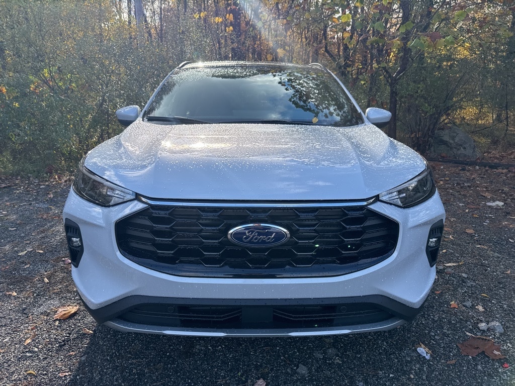 New 2026 Ford Escape Hybrid ST-Line Select SUV