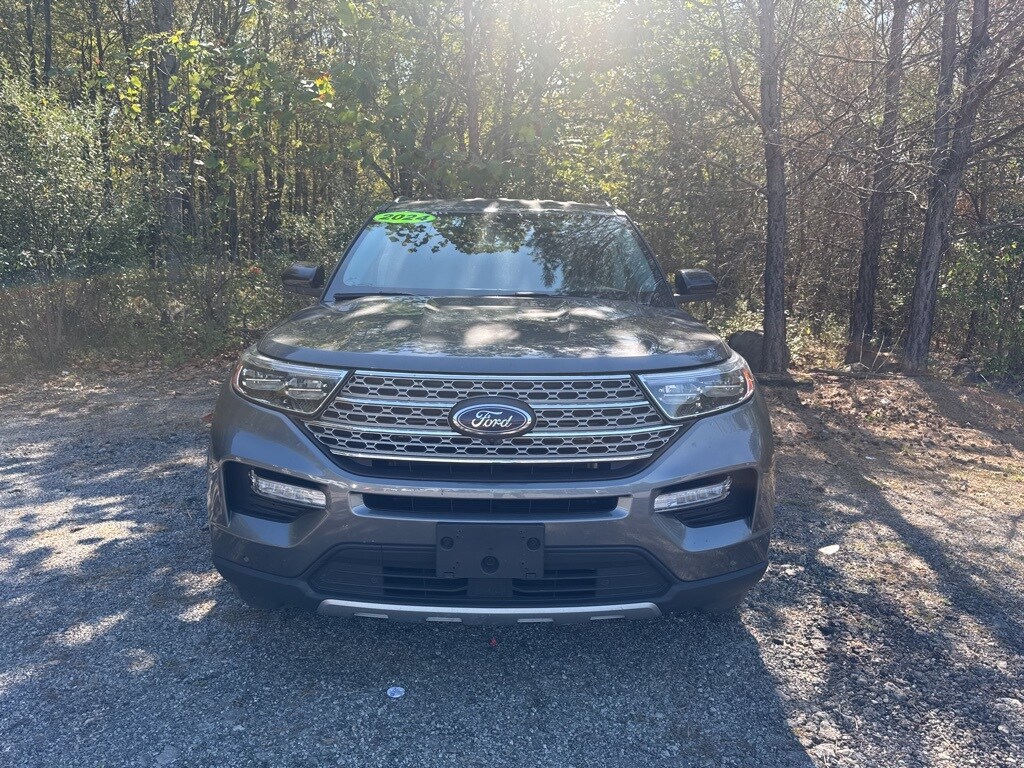 2024 Ford Explorer Limited photo 2
