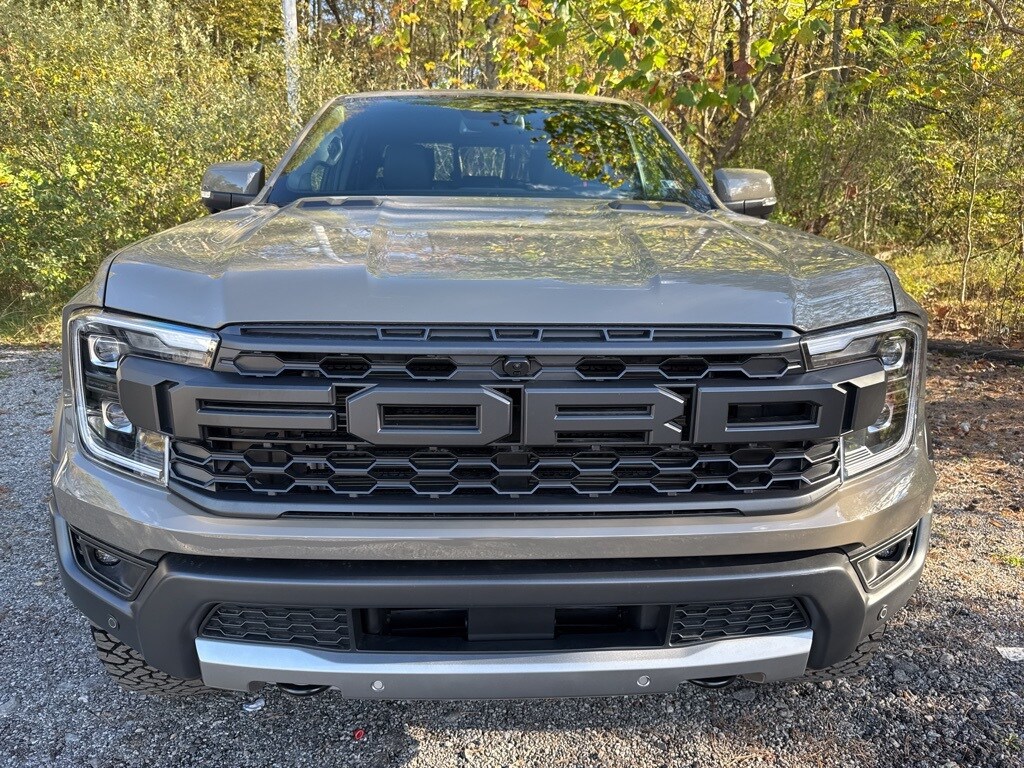 2025 Ford Ranger Raptor photo 2