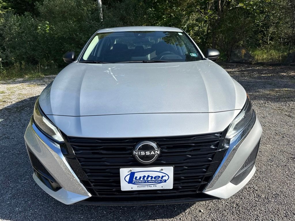 Used 2024 Nissan Altima 2.5 SV Sedan