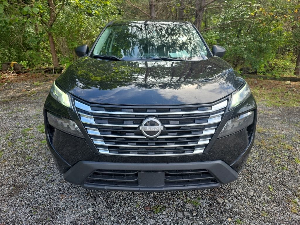 Used 2024 Nissan Rogue S SUV