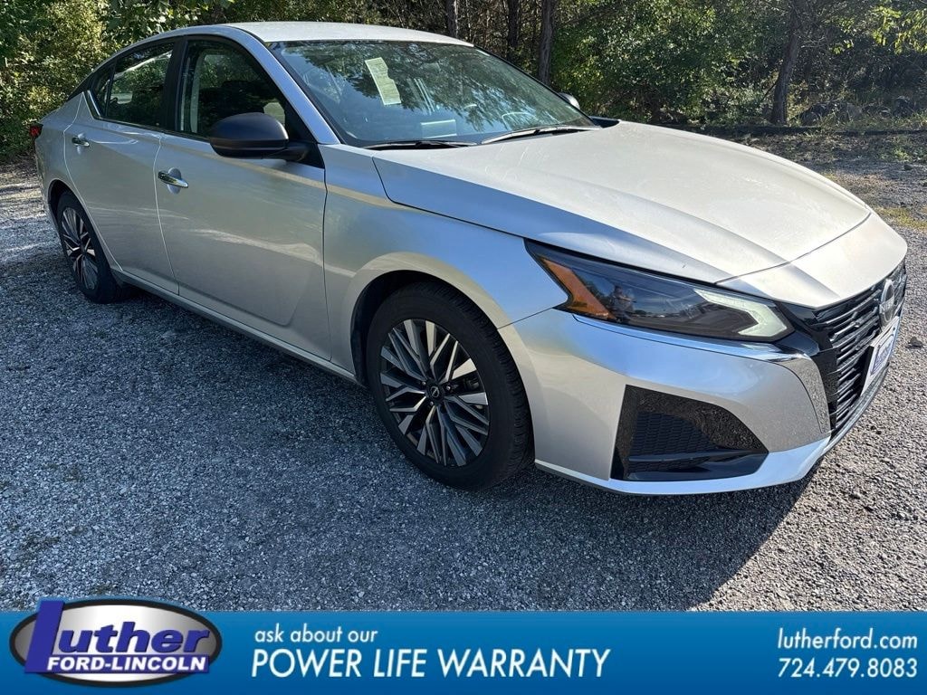 Used 2024 Nissan Altima 2.5 SV Sedan