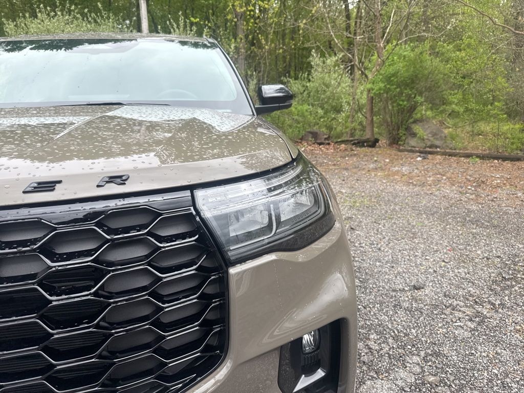 New 2026 Ford Explorer ST-Line SUV