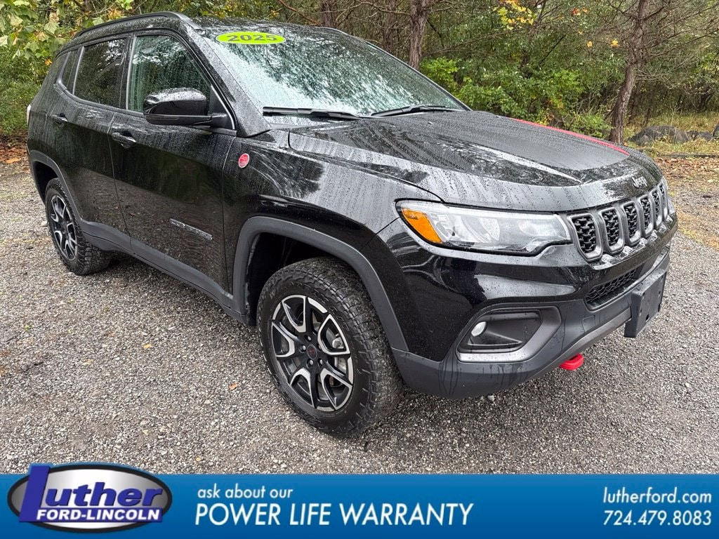 2025 Jeep Compass Trailhawk