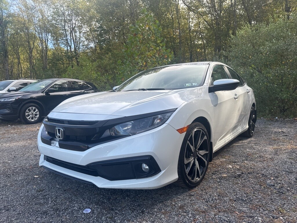 2019 Honda Civic Sport photo 2