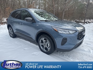 2026 Ford Escape ST-Line SUV