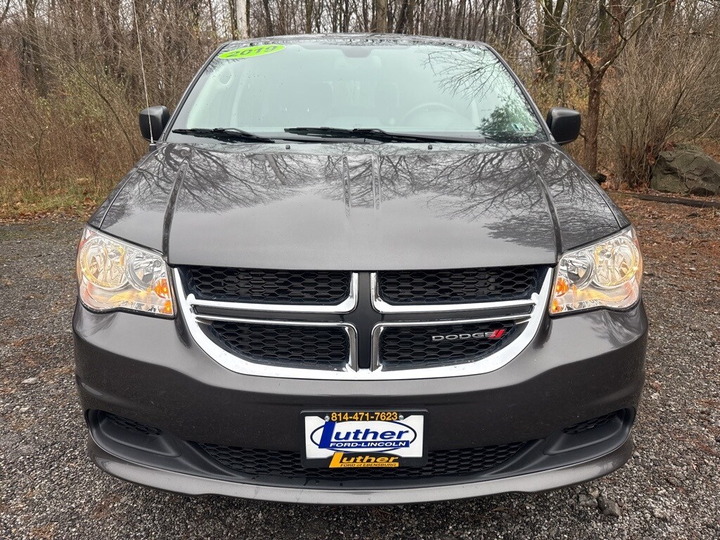 2019 Dodge Grand Caravan SE photo 2