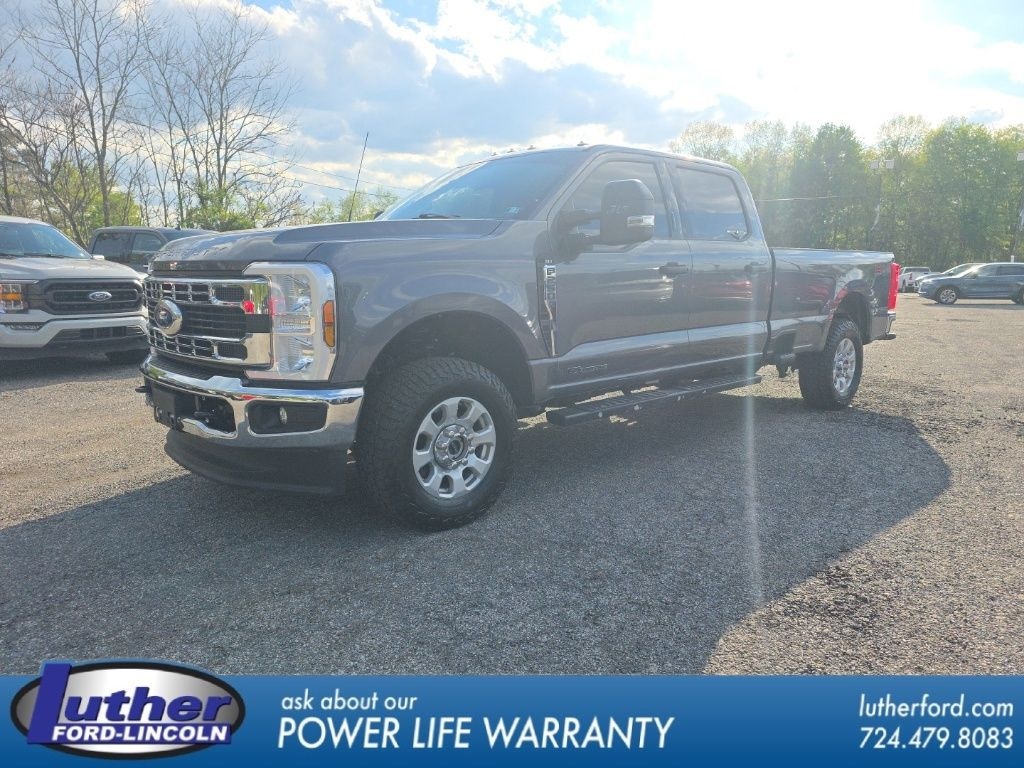 Used 2024 Ford F-250SD XLT Truck