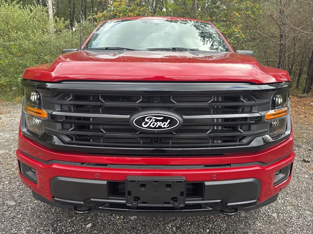 2025 Ford F-150 XLT photo 2