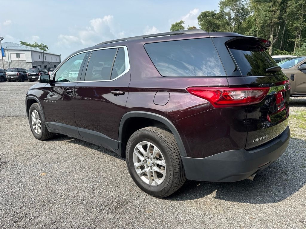 Used 2020 Chevrolet Traverse LT SUV