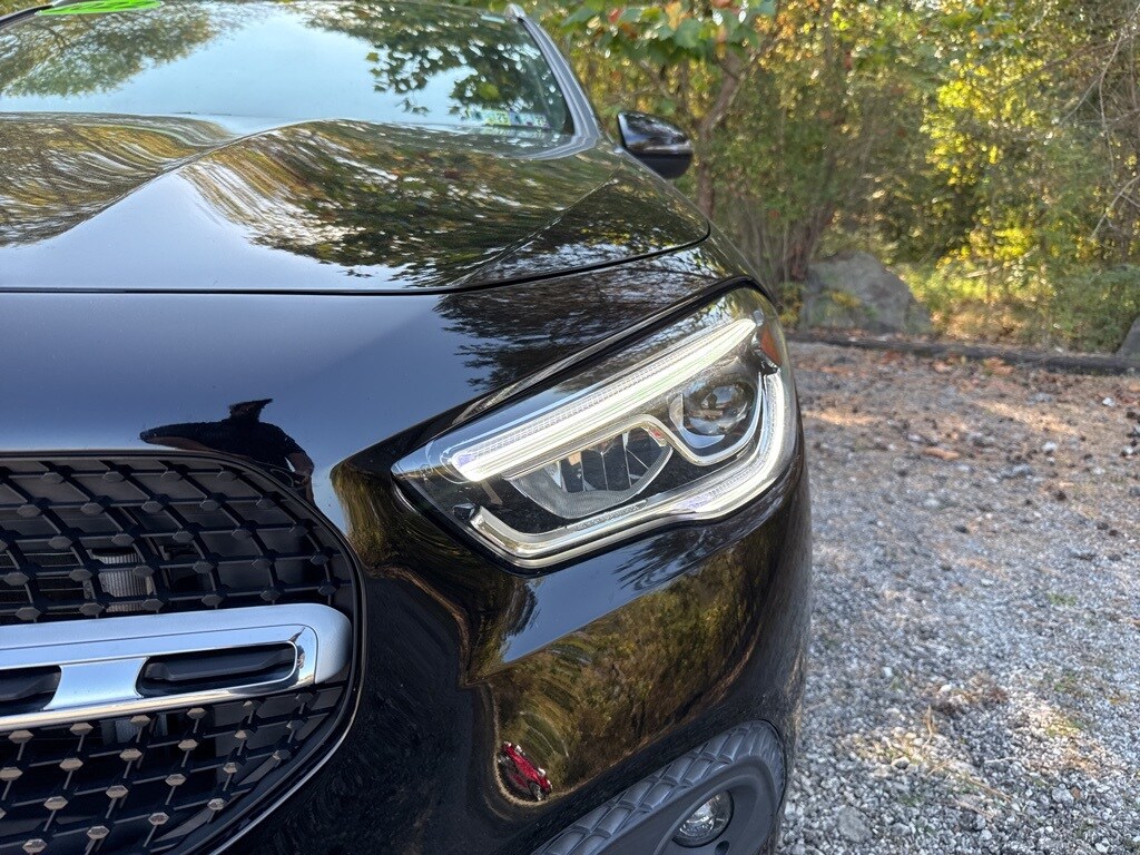 2022 Mercedes Benz GLA 250 4MATIC photo 3