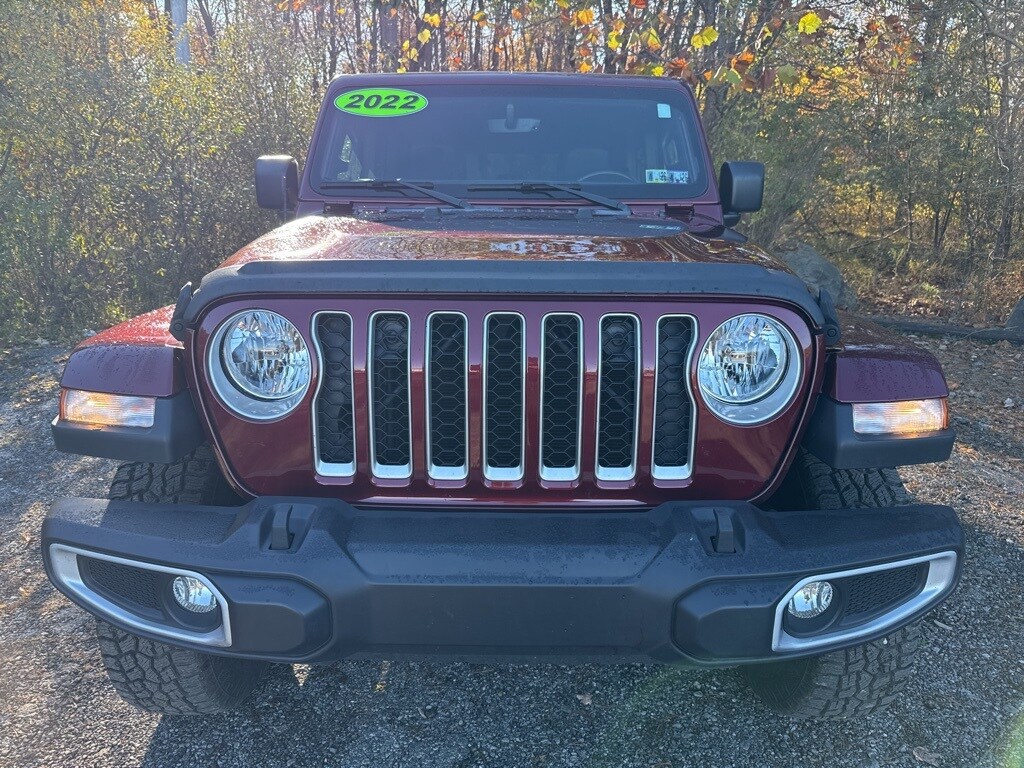 Used 2022 Jeep Gladiator Overland Truck