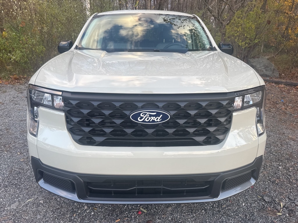 New 2025 Ford Maverick XLT Truck