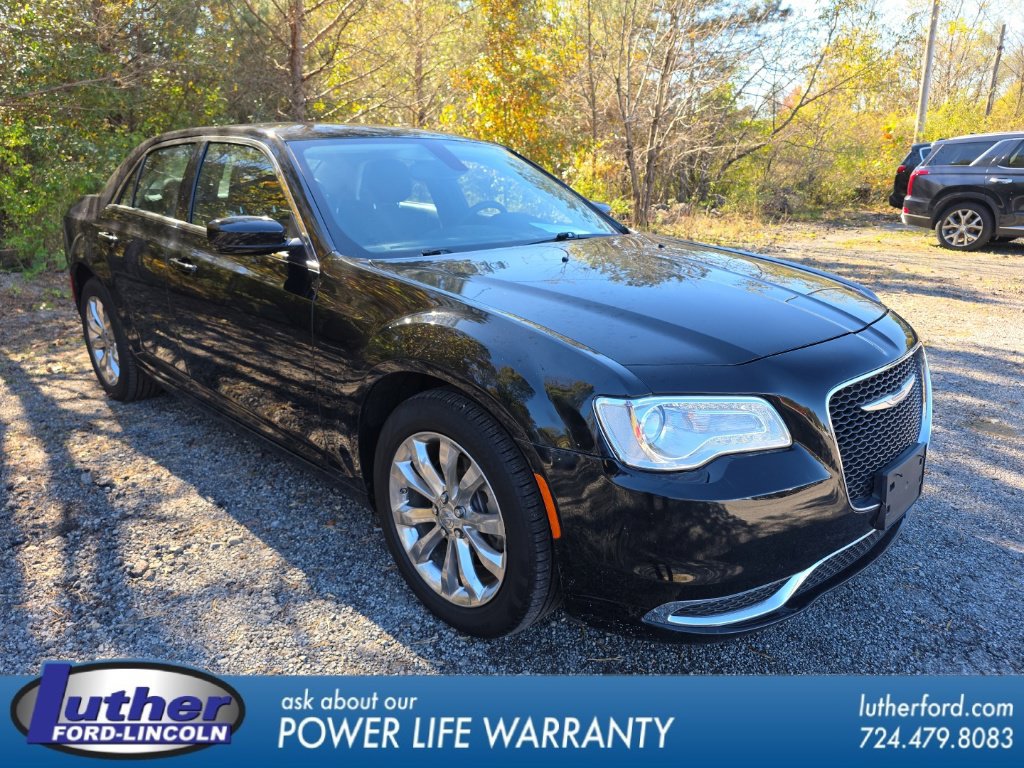 2023 Chrysler 300 Touring