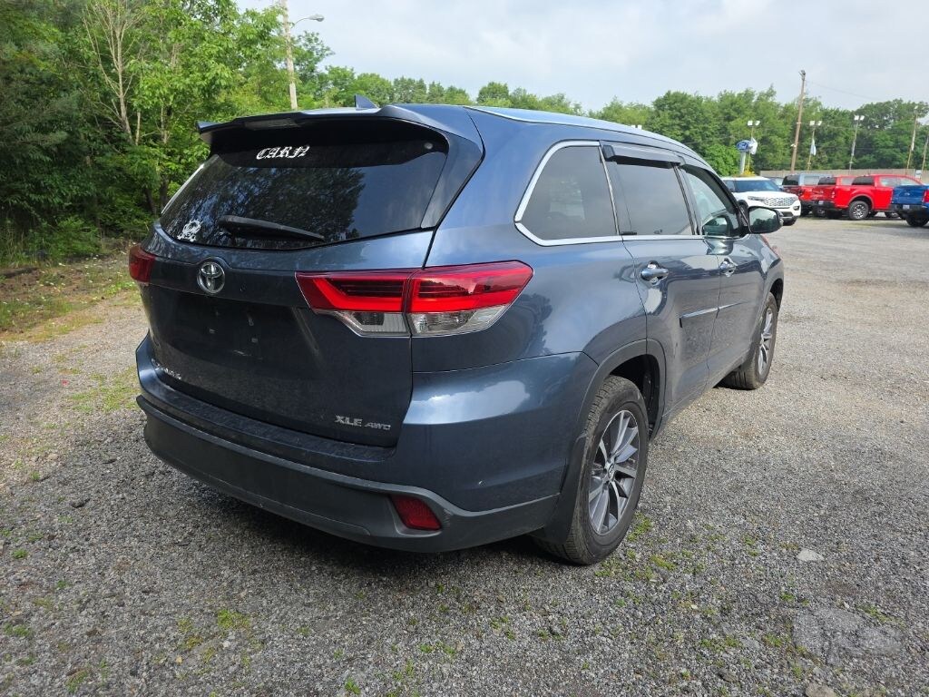 Used 2018 Toyota Highlander XLE SUV