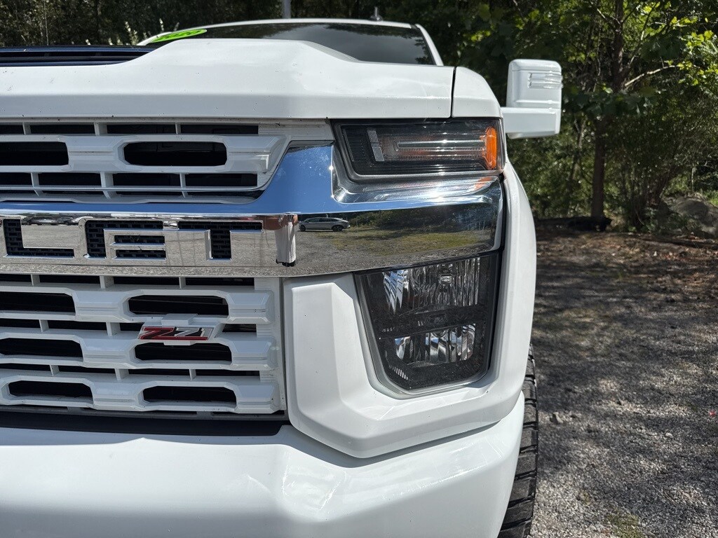 2020 Chevrolet Silverado 2500HD LT photo 2