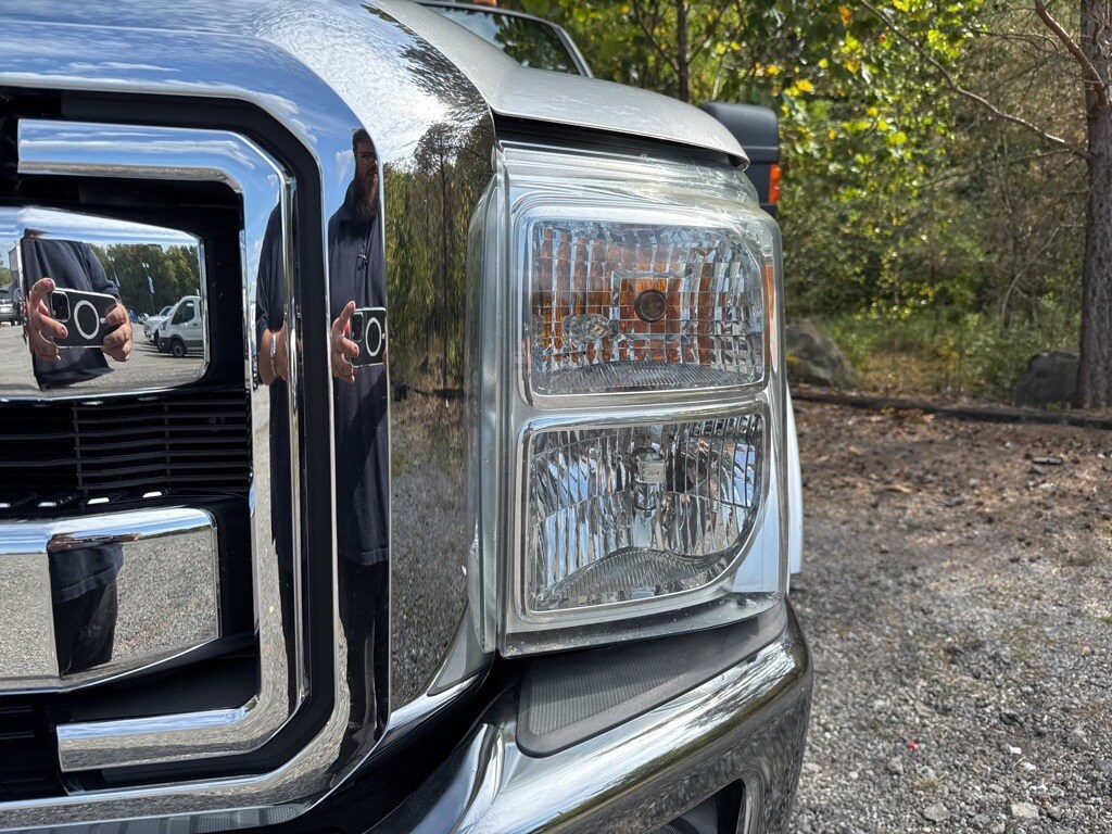 2015 Ford F-250 photo 3