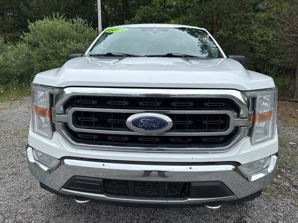 2021 Ford F-150 XLT photo 2