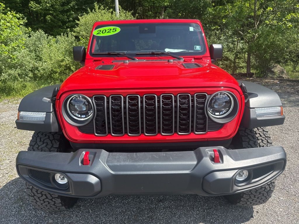 Used 2025 Jeep Wrangler Rubicon SUV