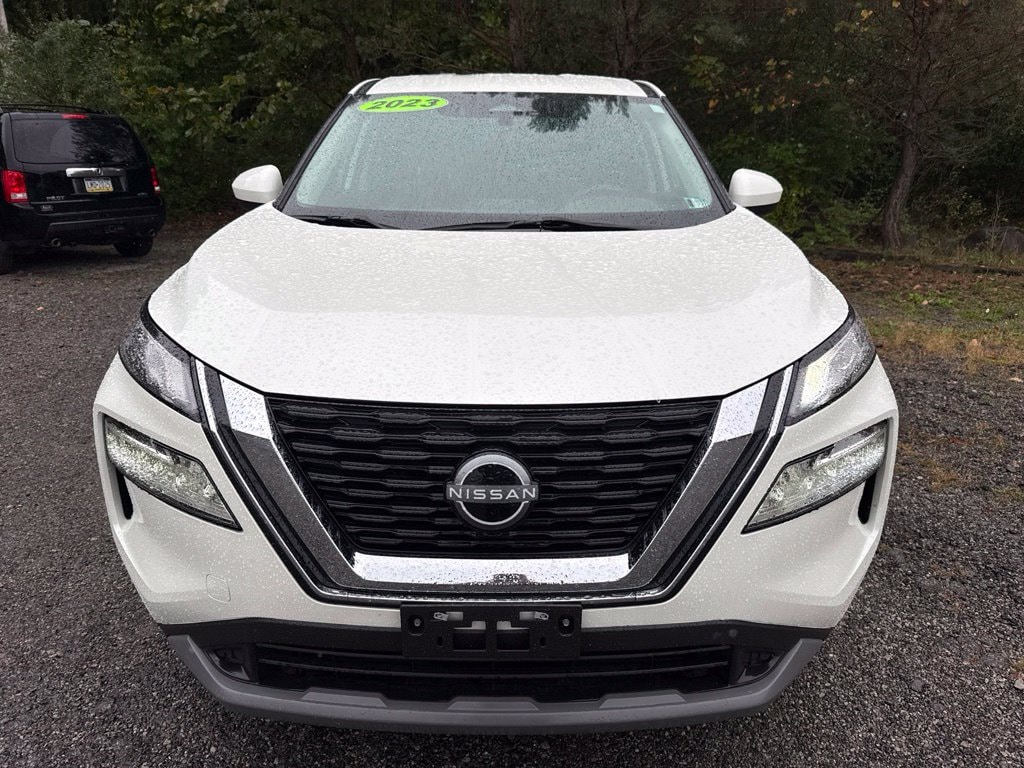 Used 2023 Nissan Rogue SV SUV