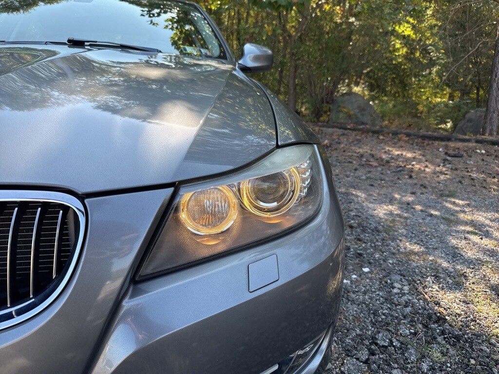 2011 Bmw 335i xDrive photo 3