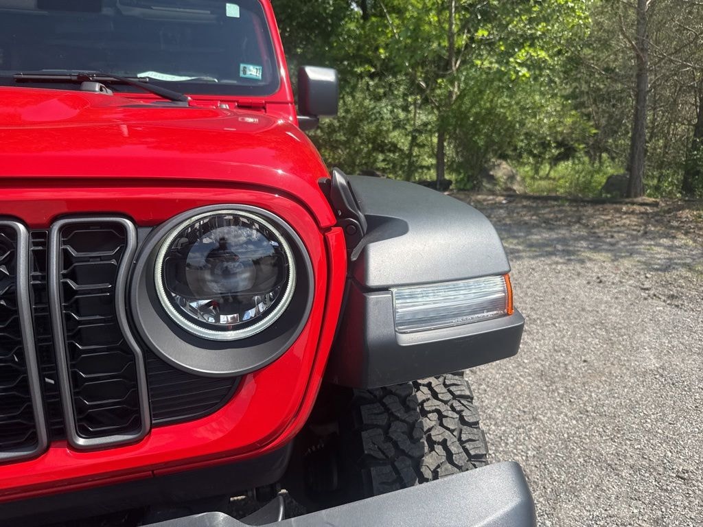 Used 2025 Jeep Wrangler Rubicon SUV